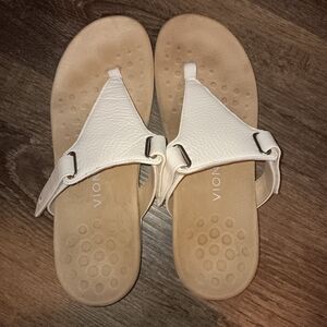 Vionic Womens Wanda Leather Thong Flip-Flops size 10